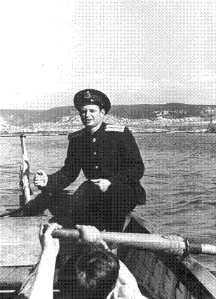 Иллюстрация к книге — С кортиком и стетоскопом [pic_21.jpg]