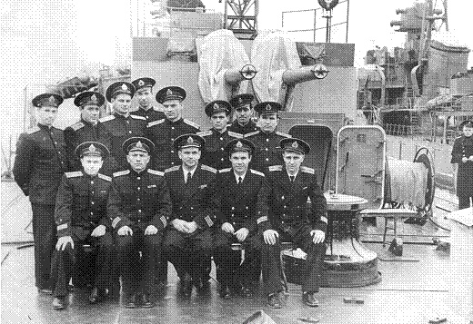 Иллюстрация к книге — С кортиком и стетоскопом [pic_23.jpg]