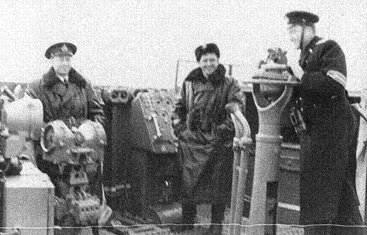 Иллюстрация к книге — С кортиком и стетоскопом [pic_29.jpg]