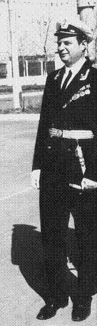 Иллюстрация к книге — С кортиком и стетоскопом [pic_8.jpg]