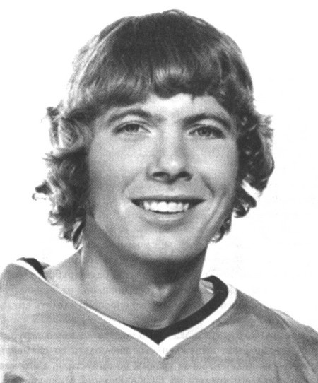 Иллюстрация к книге — Валерий Харламов. Легенда №17 [i_042.jpg]