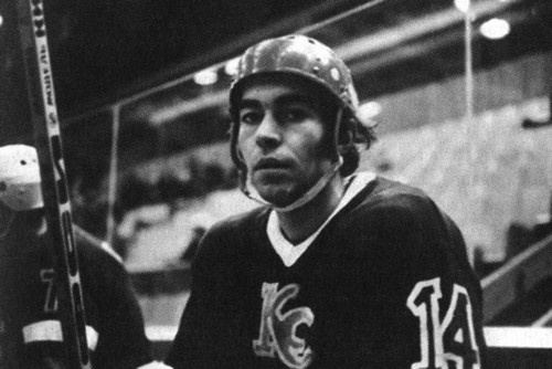 Иллюстрация к книге — Валерий Харламов. Легенда №17 [i_058.jpg]