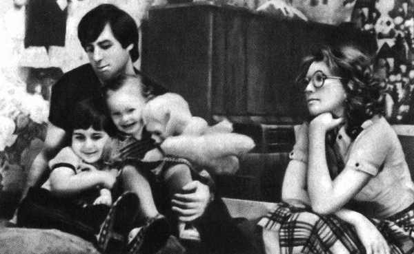 Иллюстрация к книге — Валерий Харламов. Легенда №17 [i_112.jpg]