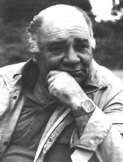 Иллюстрация к книге — Валерий Харламов. Легенда №17 [i_118.jpg]