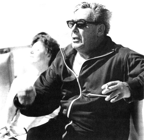 Иллюстрация к книге — Валерий Харламов. Легенда №17 [i_124.jpg]