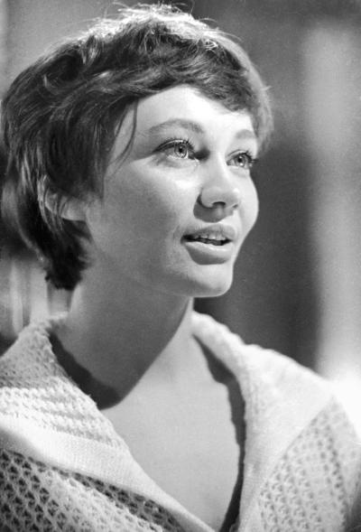 Иллюстрация к книге — Роковые женщины советского кино [_02.jpg]