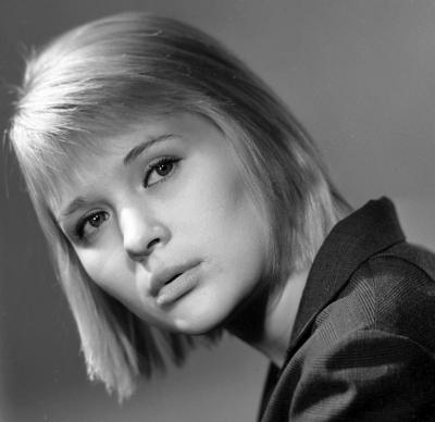 Иллюстрация к книге — Роковые женщины советского кино [_03.jpg]