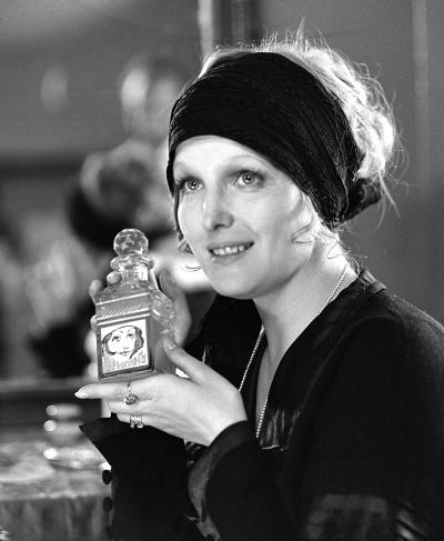 Иллюстрация к книге — Роковые женщины советского кино [_09.jpg]