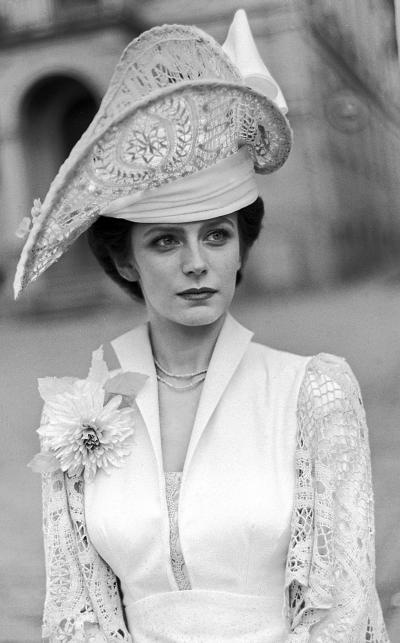 Иллюстрация к книге — Роковые женщины советского кино [_11.jpg]