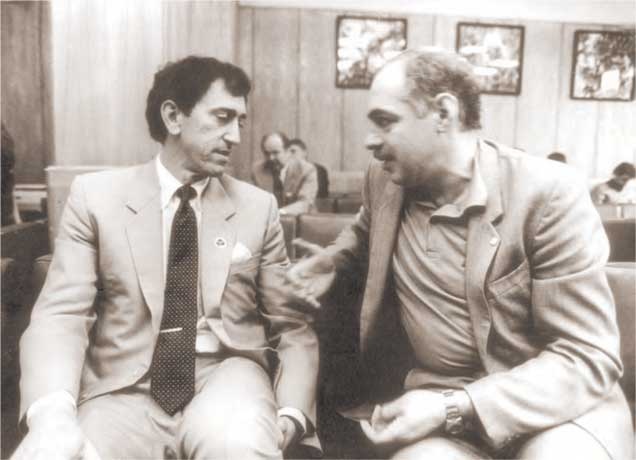 Иллюстрация к книге — Праздник, который всегда со мной [i_002.jpg]