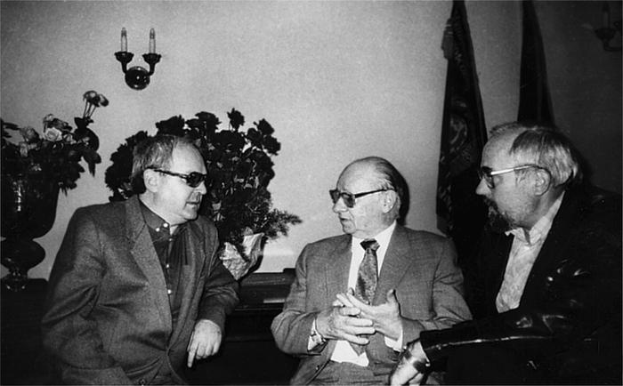 Иллюстрация к книге — Удивление перед жизнью. Воспоминания [i_014.jpg]