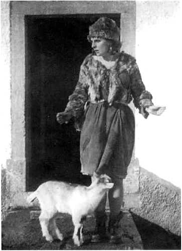 Иллюстрация к книге — Лени Рифеншталь. Мемуары [i_015.jpg]