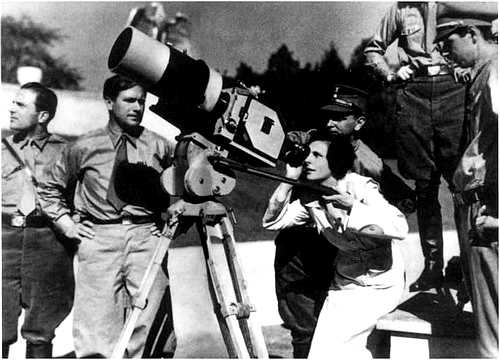 Иллюстрация к книге — Лени Рифеншталь. Мемуары [i_039.jpg]