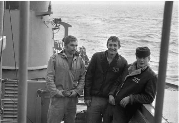 Иллюстрация к книге — Морские дьяволы. Из жизни водолазов-разведчиков Балтийского флота ВМФ [image102.jpg]