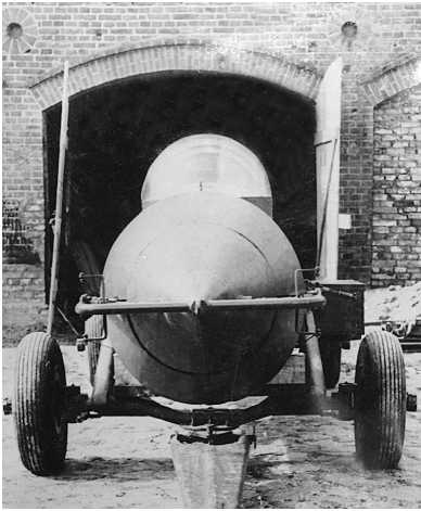 Иллюстрация к книге — Морские дьяволы. Из жизни водолазов-разведчиков Балтийского флота ВМФ [image42.jpg]