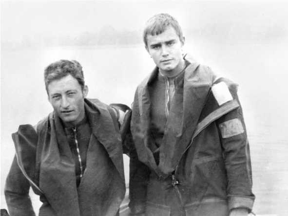 Иллюстрация к книге — Морские дьяволы. Из жизни водолазов-разведчиков Балтийского флота ВМФ [image95.jpg]