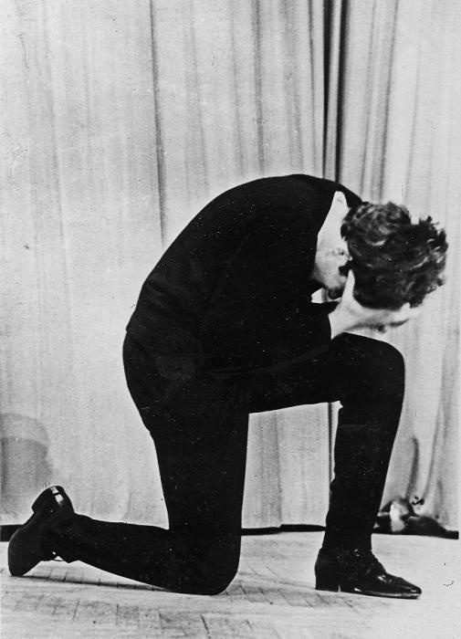 Иллюстрация к книге — На Фонтанке водку пил [i_002.jpg]