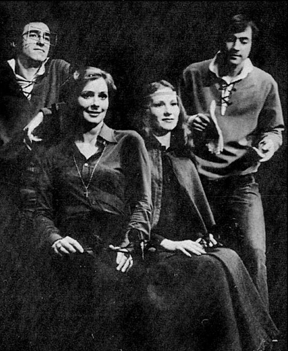 Иллюстрация к книге — На Фонтанке водку пил [i_022.jpg]