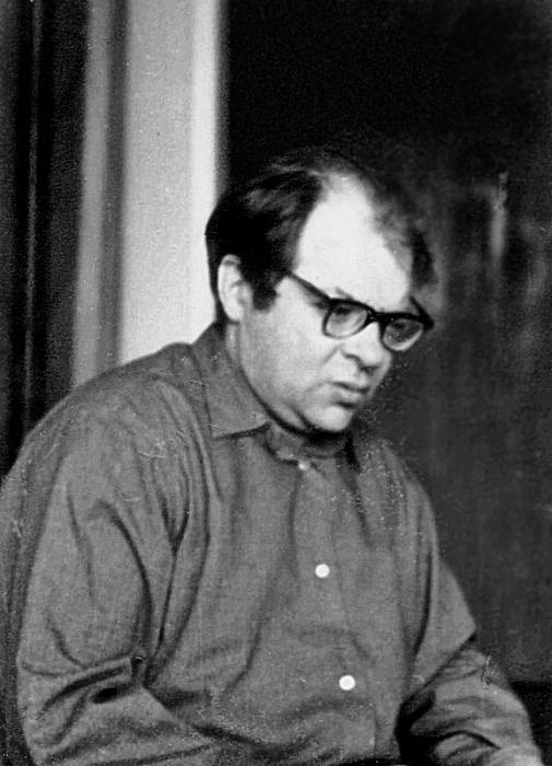 Иллюстрация к книге — На Фонтанке водку пил [i_031.jpg]