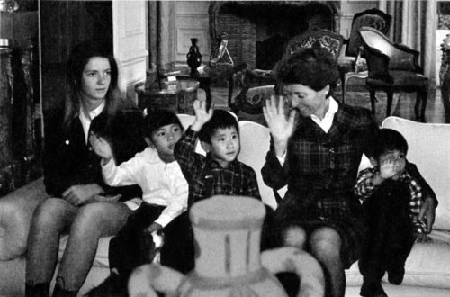 Иллюстрация к книге — Первая встреча – последняя встреча [i_023.jpg]