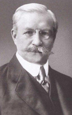 Иллюстрация к книге — Василий Шульгин. Судьба русского националиста [i_021.jpg]