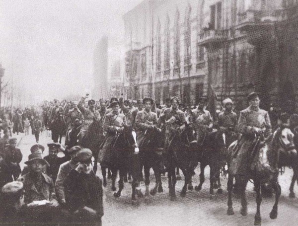 Иллюстрация к книге — Василий Шульгин. Судьба русского националиста [i_048.jpg]