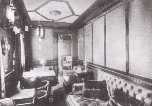 Иллюстрация к книге — Василий Шульгин. Судьба русского националиста [i_072.jpg]