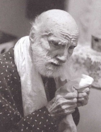 Иллюстрация к книге — Василий Шульгин. Судьба русского националиста [i_076.jpg]