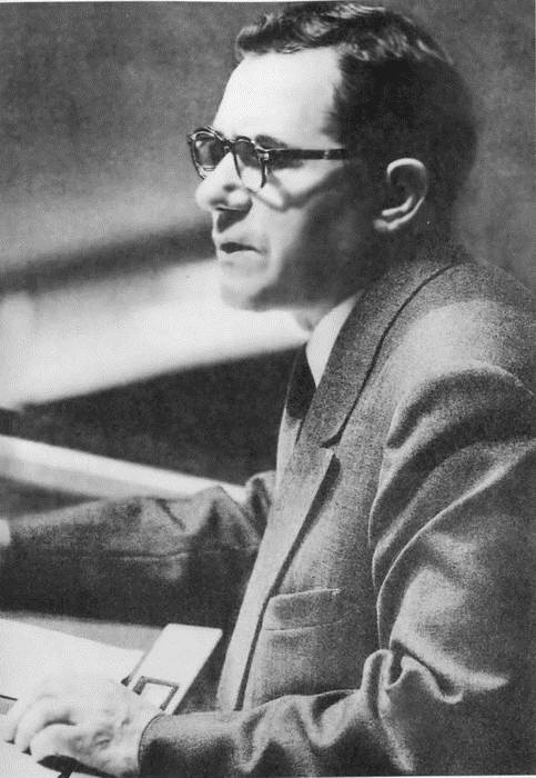 Иллюстрация к книге — Громыко [i_028.jpg]