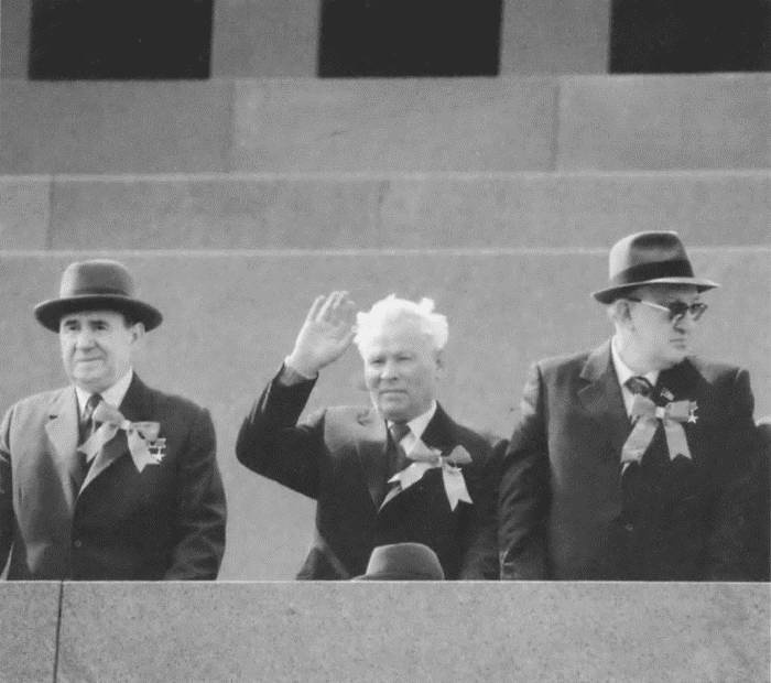 Иллюстрация к книге — Громыко [i_046.jpg]