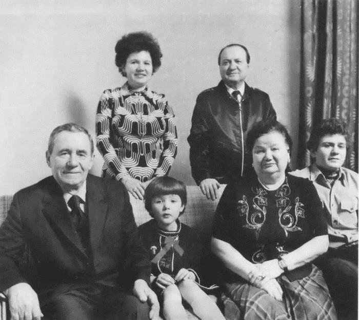 Иллюстрация к книге — Громыко [i_048.jpg]