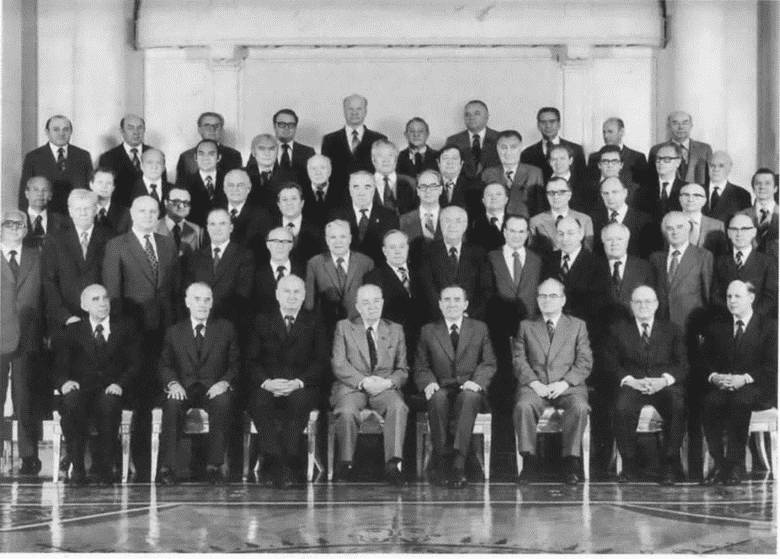 Иллюстрация к книге — Громыко [i_053.jpg]