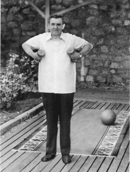 Иллюстрация к книге — Громыко [i_057.jpg]