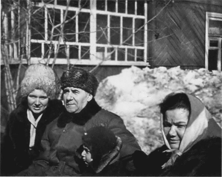 Иллюстрация к книге — Громыко [i_058.jpg]