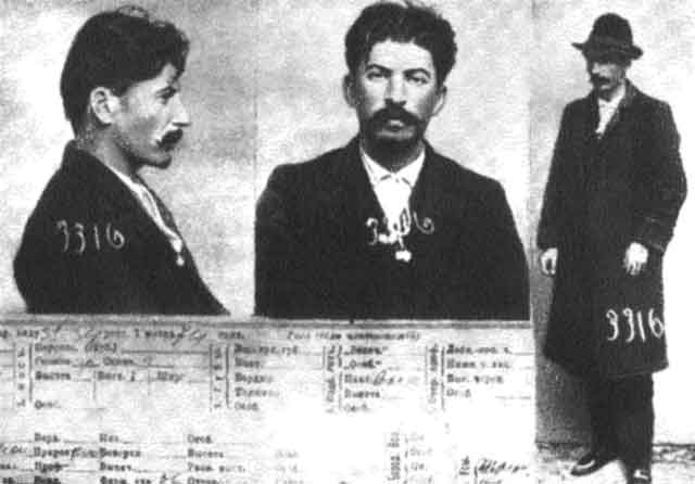 Иллюстрация к книге — Сталин [i_012.jpg]