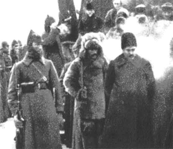 Иллюстрация к книге — Сталин [i_032.jpg]