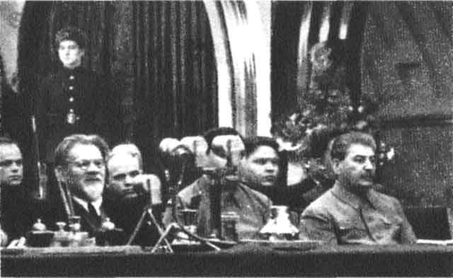 Иллюстрация к книге — Сталин [i_061.jpg]