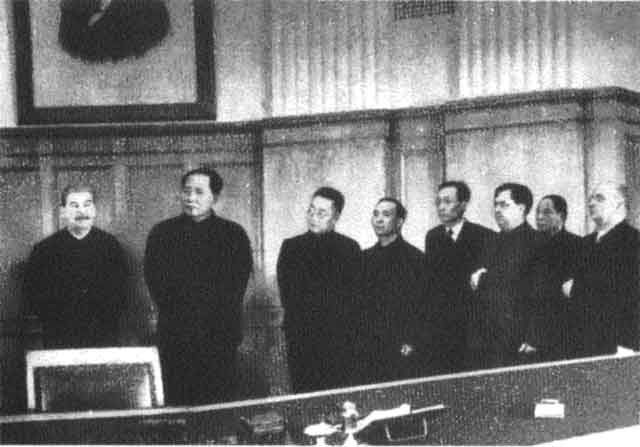 Иллюстрация к книге — Сталин [i_070.jpg]