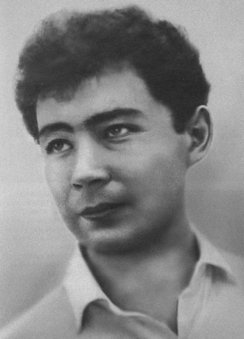 Иллюстрация к книге — Вампилов [i_001.jpg]