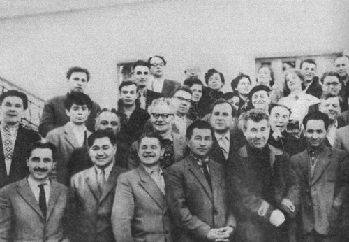 Иллюстрация к книге — Вампилов [i_033.jpg]