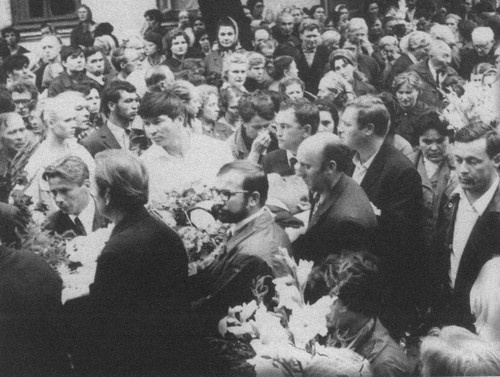 Иллюстрация к книге — Вампилов [i_041.jpg]