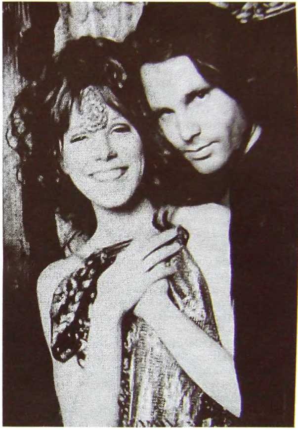 Иллюстрация к книге — Шаман. Скандальная биография Джима Моррисона [i_056.jpg]