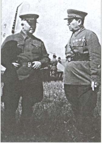 Иллюстрация к книге — Мехлис. Тень вождя [i_034.jpg]