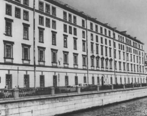 Иллюстрация к книге — Зощенко [i_039.jpg]