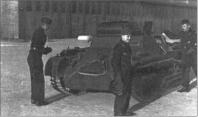 Иллюстрация к книге — &quot;Тигры&quot; в снегу. Мемуары танкового аса [i_047.jpg]