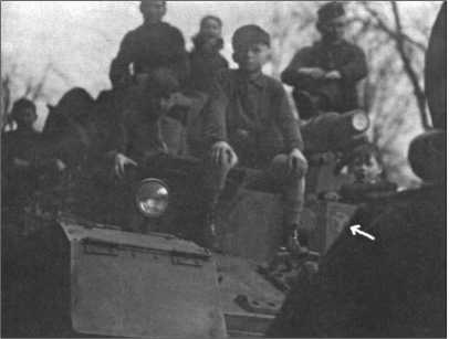 Иллюстрация к книге — &quot;Тигры&quot; в снегу. Мемуары танкового аса [i_055.jpg]