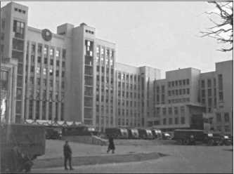 Иллюстрация к книге — &quot;Тигры&quot; в снегу. Мемуары танкового аса [i_083.jpg]