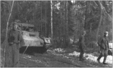 Иллюстрация к книге — &quot;Тигры&quot; в снегу. Мемуары танкового аса [i_120.jpg]