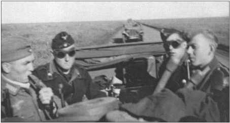 Иллюстрация к книге — &quot;Тигры&quot; в снегу. Мемуары танкового аса [i_168.jpg]