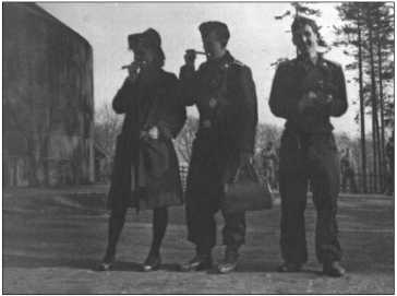 Иллюстрация к книге — &quot;Тигры&quot; в снегу. Мемуары танкового аса [i_200.jpg]